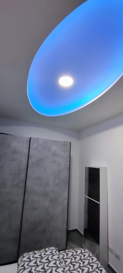 Andrea'S Apartments - Chiasserini Milano Ngoại thất bức ảnh