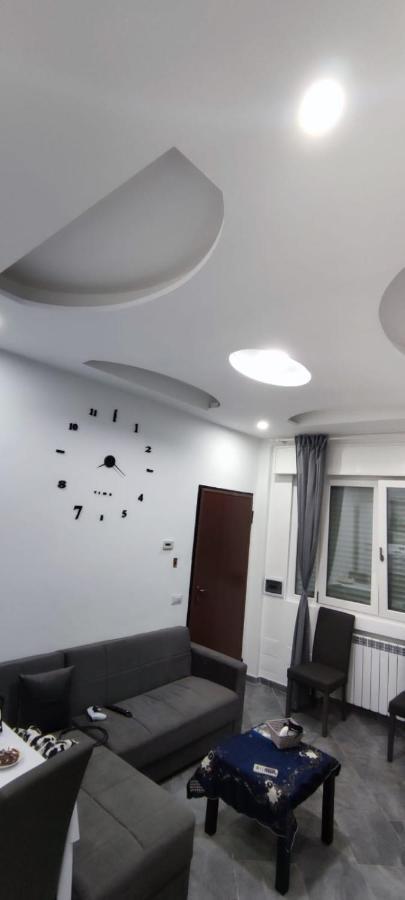 Andrea'S Apartments - Chiasserini Milano Ngoại thất bức ảnh