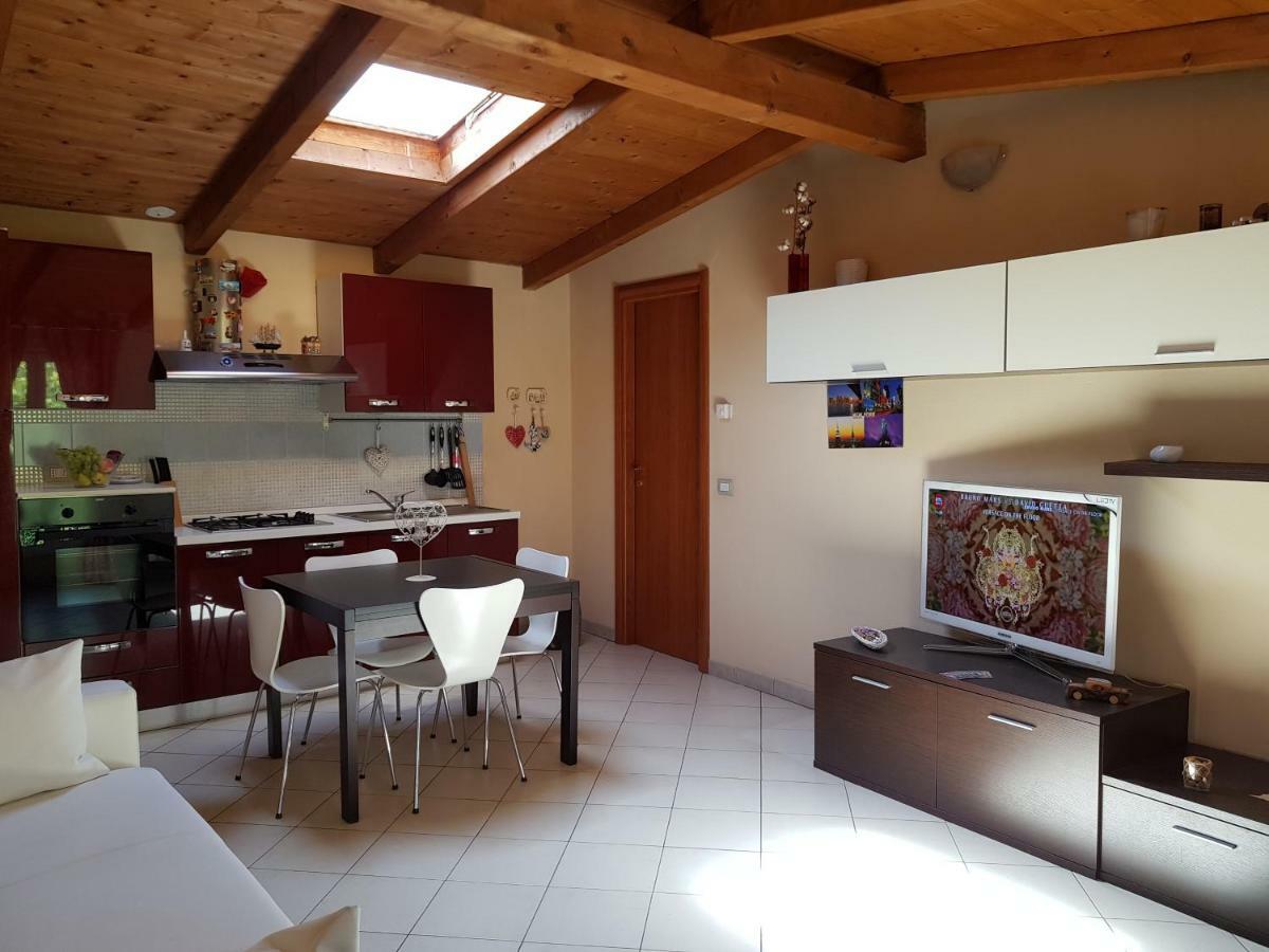 Andrea'S Apartments - Chiasserini Milano Ngoại thất bức ảnh