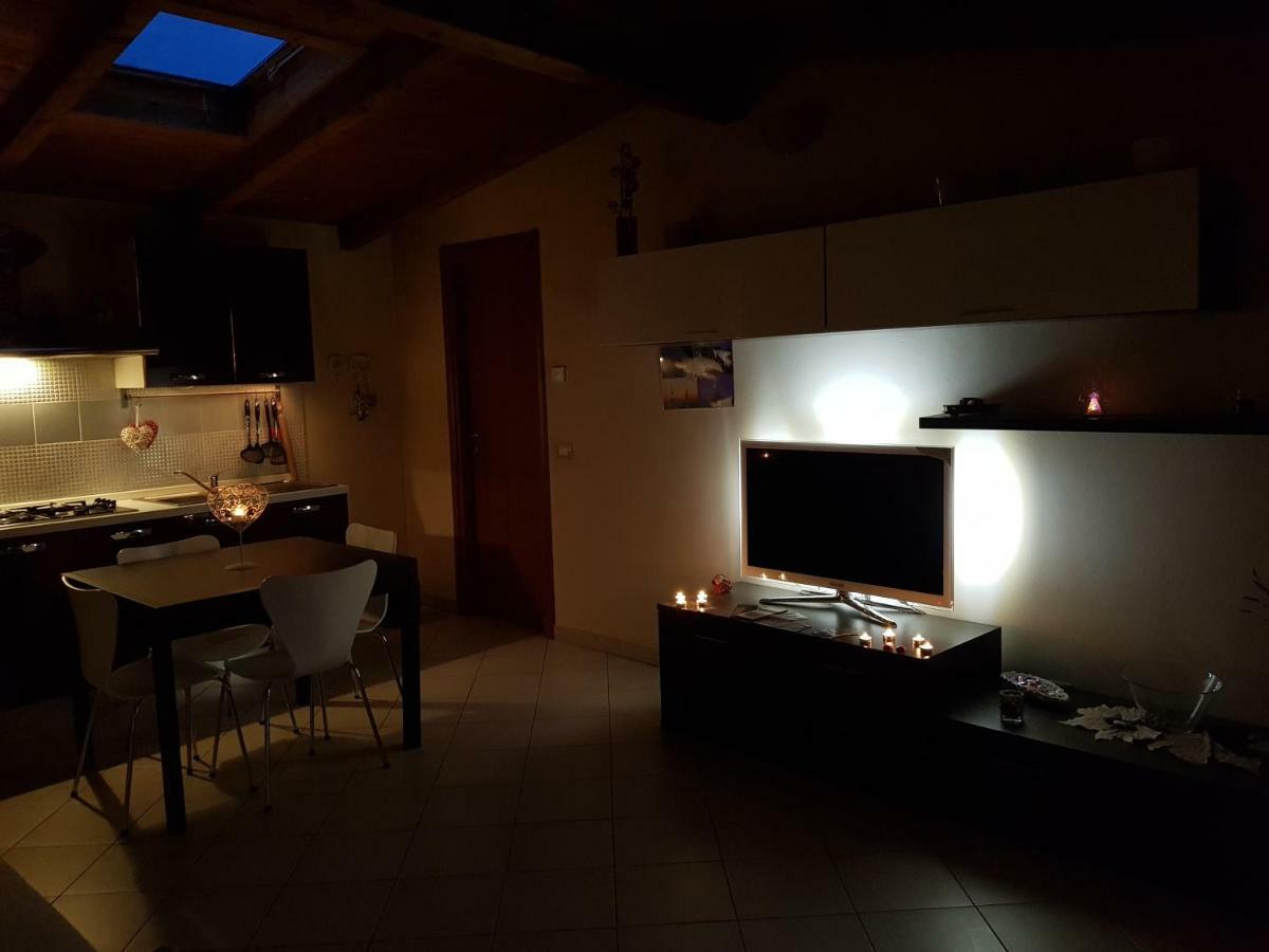 Andrea'S Apartments - Chiasserini Milano Ngoại thất bức ảnh